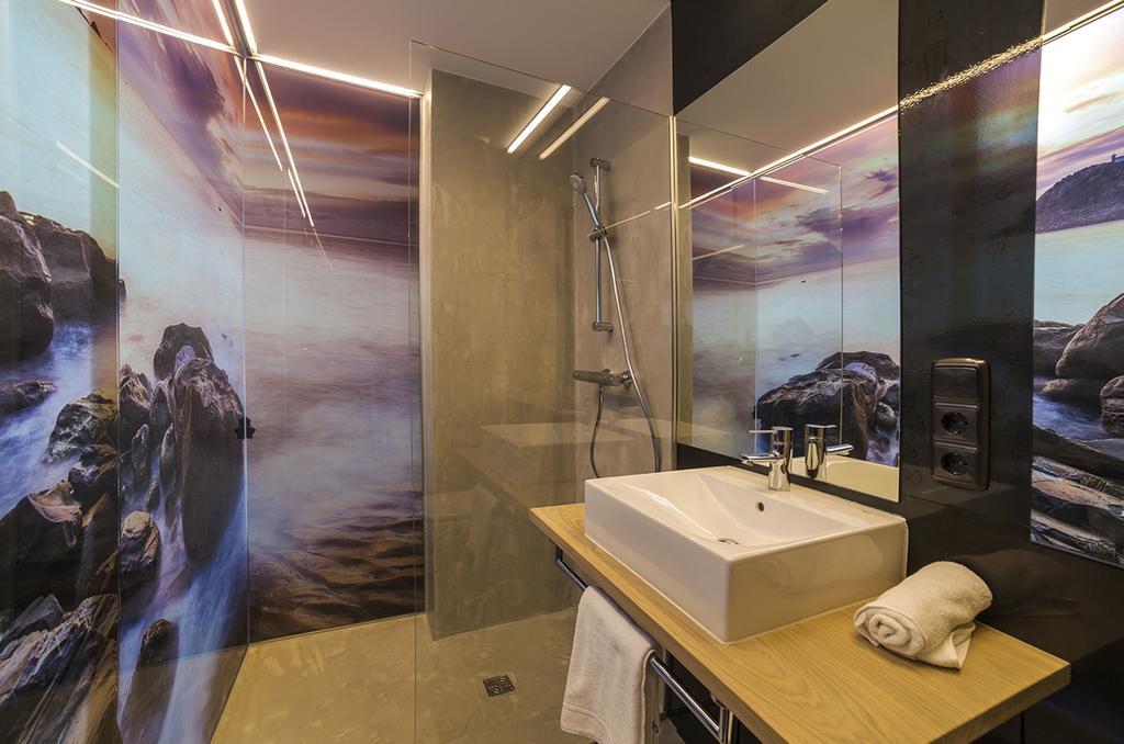 Zerupe Hotel Зарауц Стая снимка