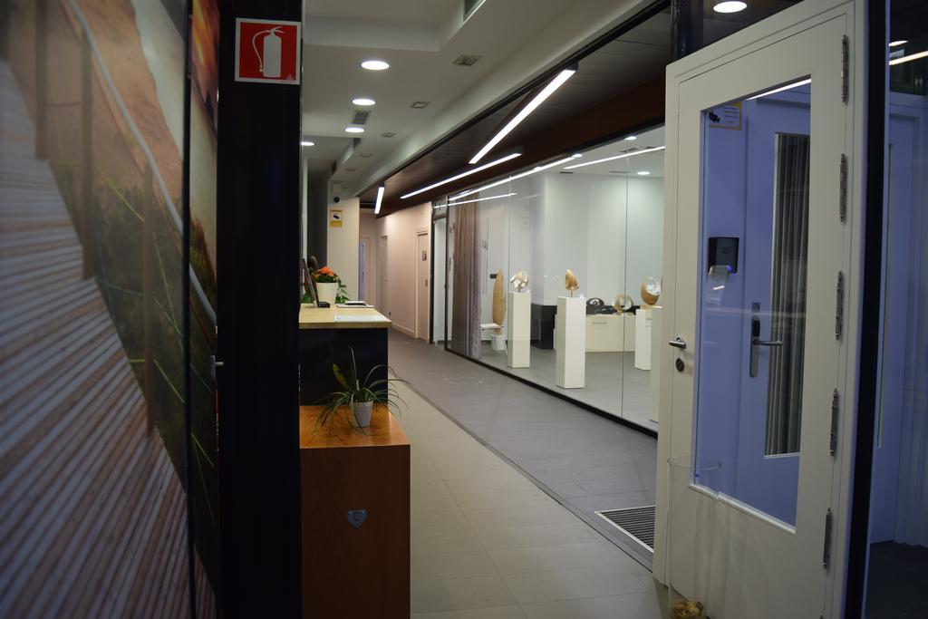 Zerupe Hotel Зарауц Екстериор снимка