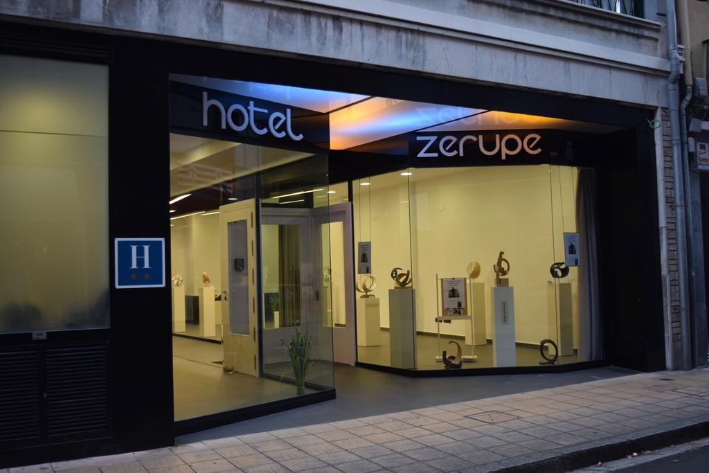 Zerupe Hotel Зарауц Екстериор снимка